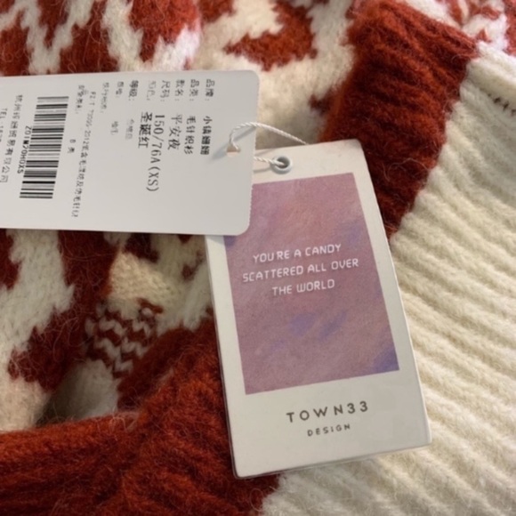 NWT Town33 Sweater Women's Winter Red Christmas Sweater - Picture 5 of 6